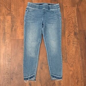 Old Navy Light Blue Ankle Jeans
